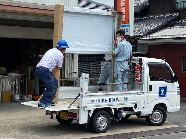 屋外掲示板の設置