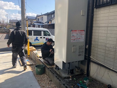 本日”エコキュートお取替え”掲載です。